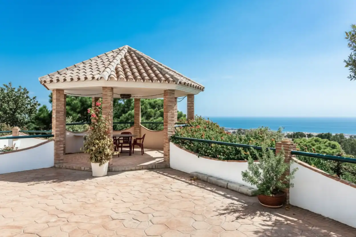 Casa rústica amb terrassa en venda a Altos de Estepona, imagen 4
