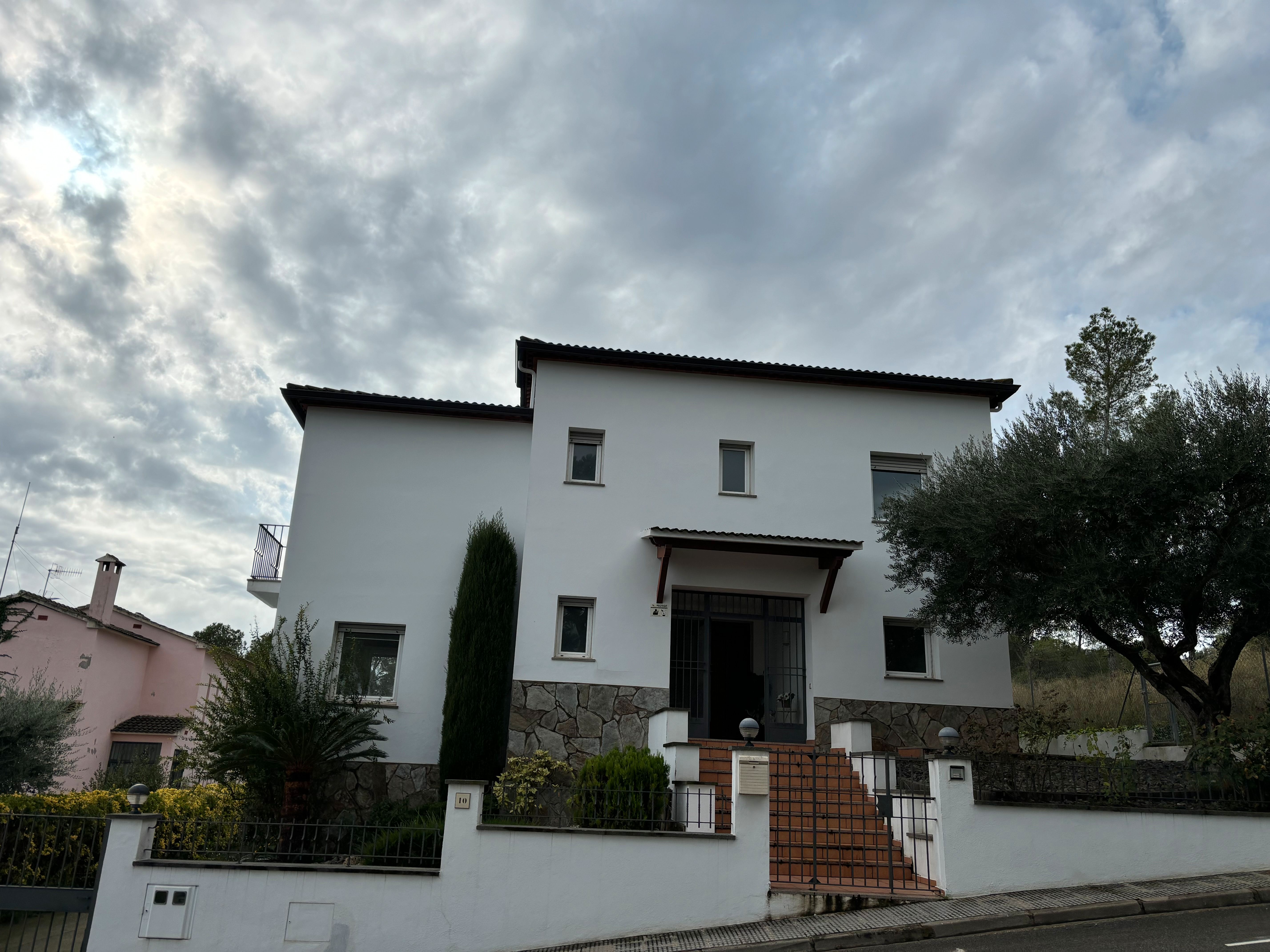 Vista exterior de Casa o xalet en venda en Llers amb Calefacció, Jardí privat i Terrassa