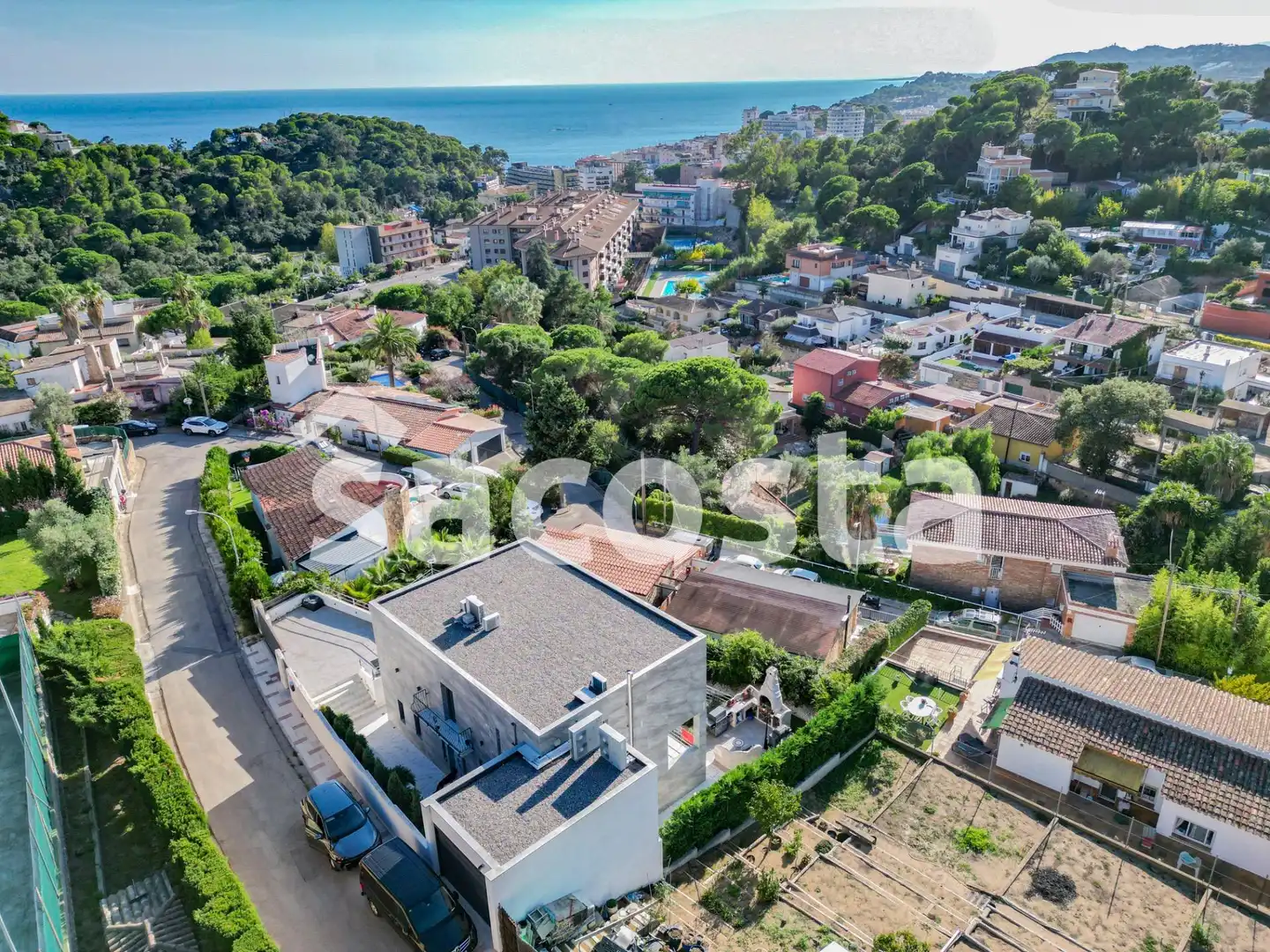Vista exterior de Casa o xalet en venda en Lloret de Mar amb Aire condicionat, Jardí privat i Terrassa