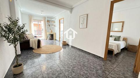 Foto 2 de Piso en venta en Calle Rosalia de Castro, Los Ángeles, Alicante / Alacant