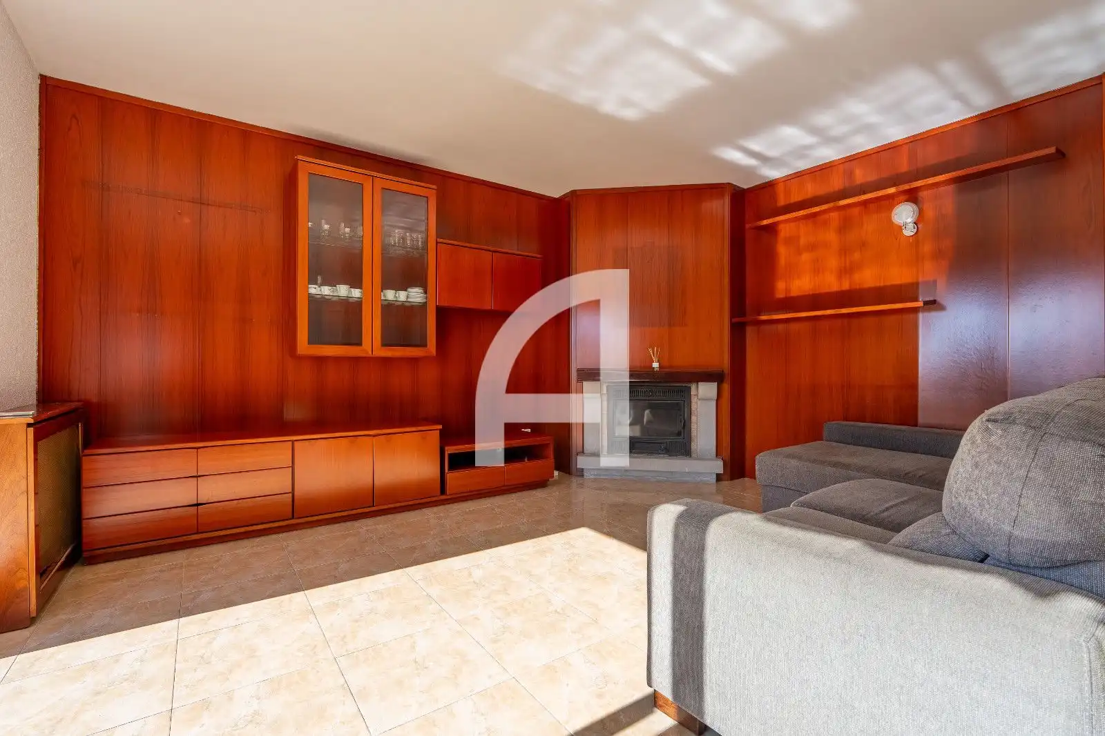 Sala de estar de Casa adosada en venta en Molins de Rei, Barcelona