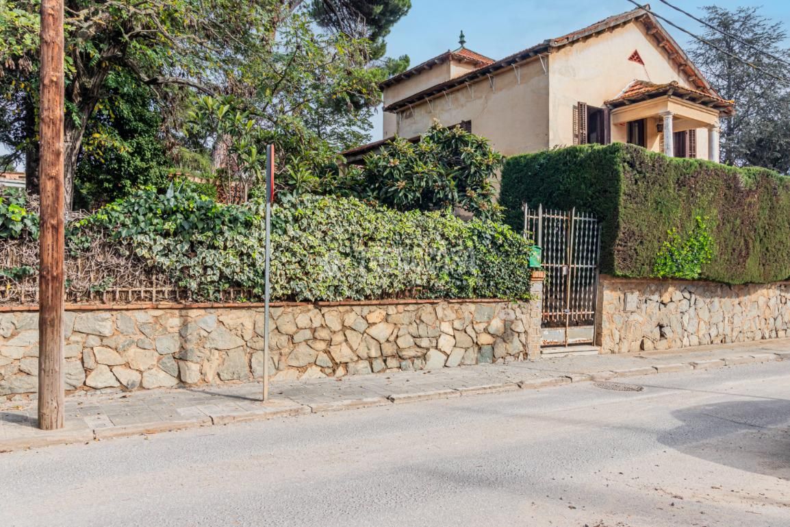 Exterior view of House or chalet for sale in Sant Cugat del Vallès  with Terrace