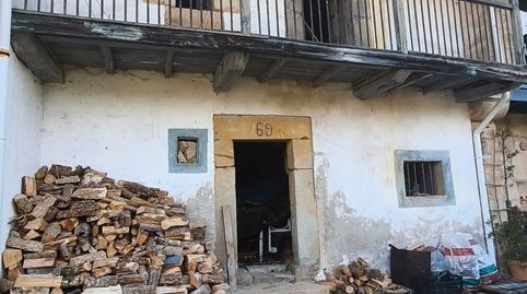 CASA ADOSADA A REFORMAR EN BARRIO LOS PANDOS LUENA