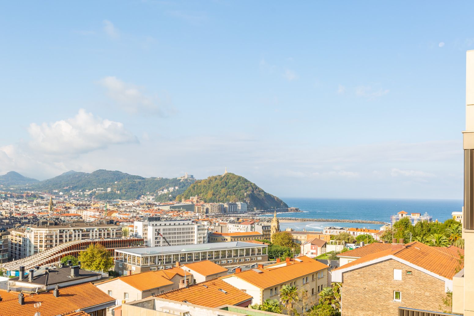 Exterior view of Flat for sale in Donostia - San Sebastián   with Heating, Private garden and Terrace