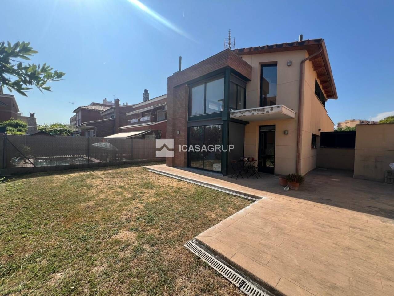 Exterior view of House or chalet for sale in Rubí  with Air Conditioner, Heating and Private garden
