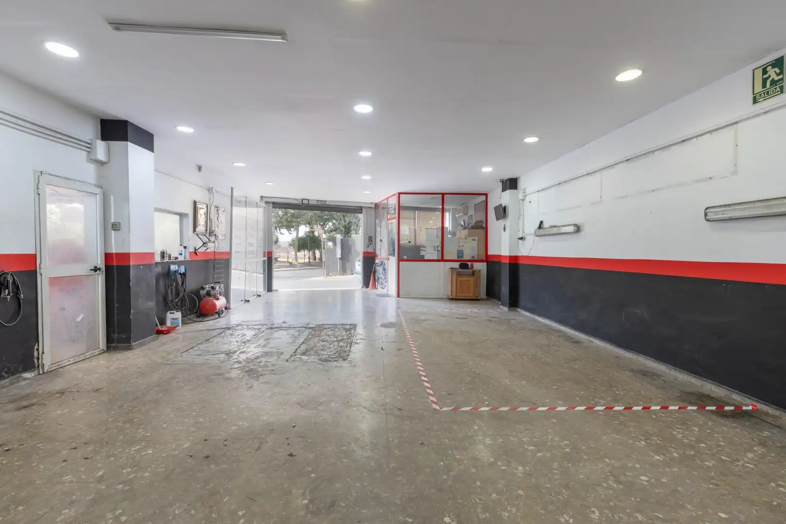 Local comercial en venda a Maracena, imagen 11