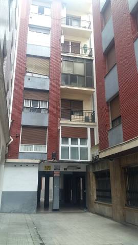 Piso en Venta en C/ Lehendakari Aguirre en Kalero - Basozelai
