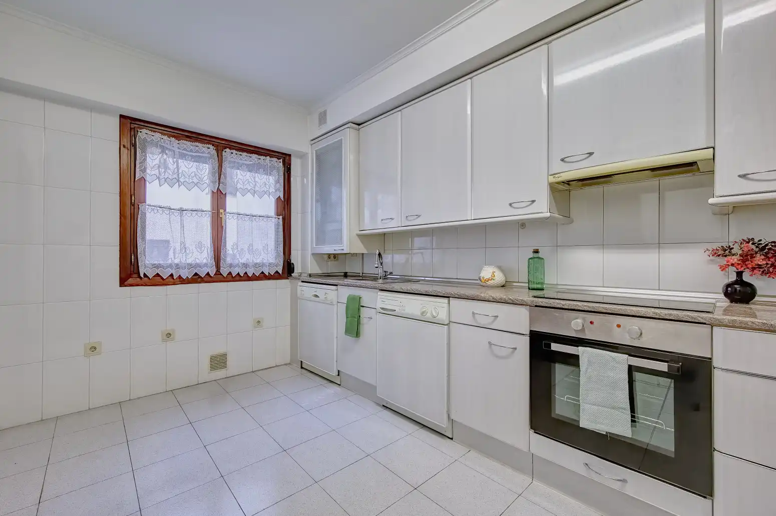 Cocina de Ático en venta en  Pamplona / Iruña con Calefacción, Parquet y Balcón