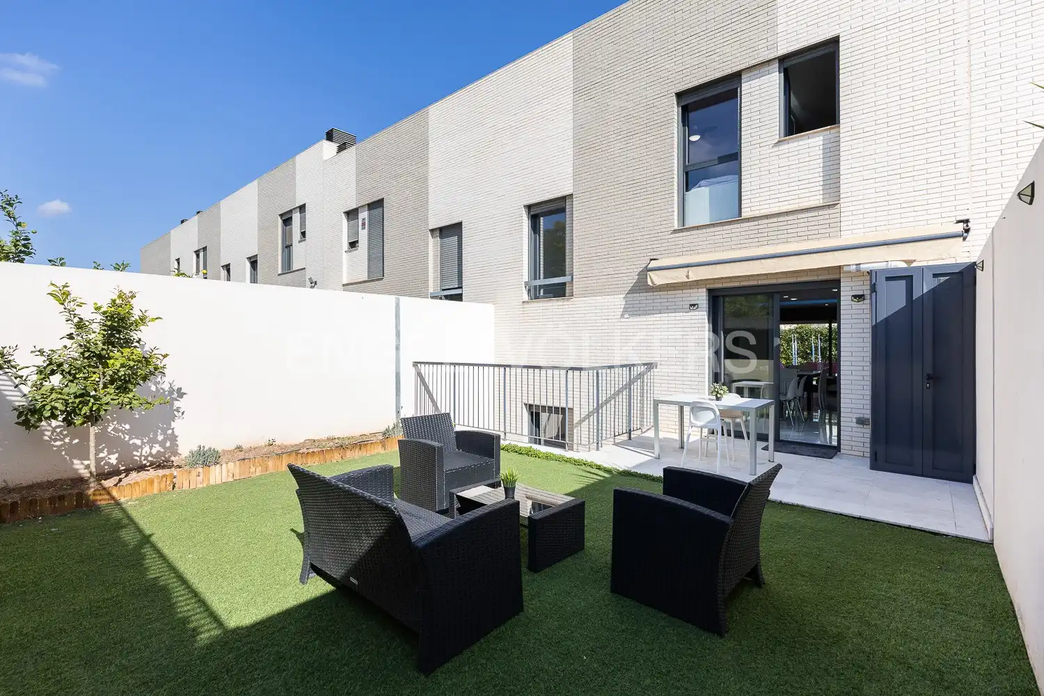 Terrassa de Casa o xalet en venda en Paterna amb Aire condicionat, Calefacció i Jardí privat