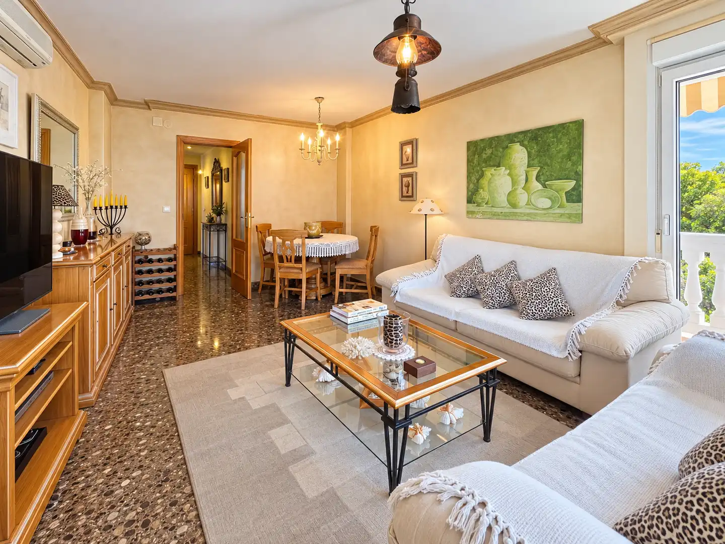 Piso con terraza en venta en Carrer Astúries, imagen 5