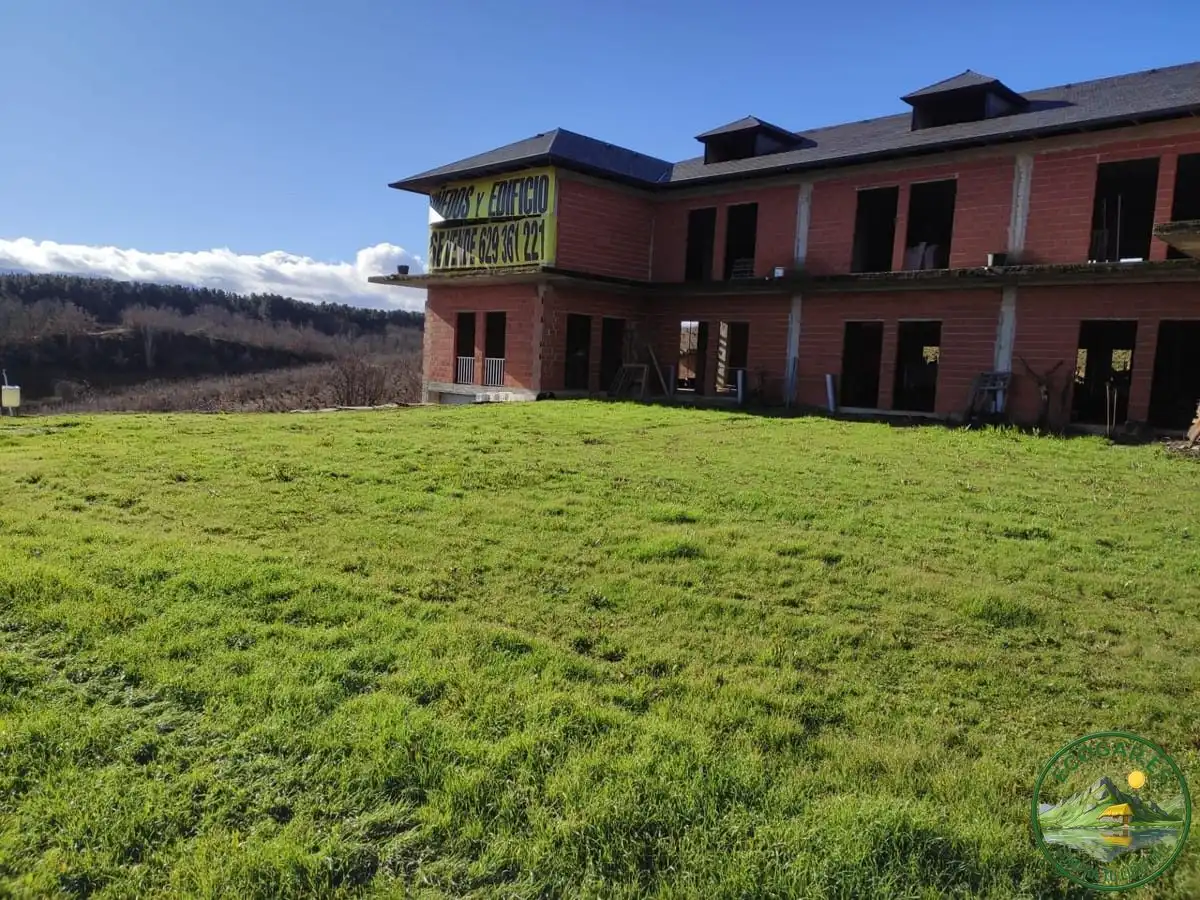 Villa in vendita a Camponaraya, imagen 2