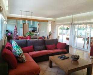 Sala d'estar de Casa o xalet en venda en Sant Fost de Campsentelles amb Aire condicionat, Terrassa i Balcó