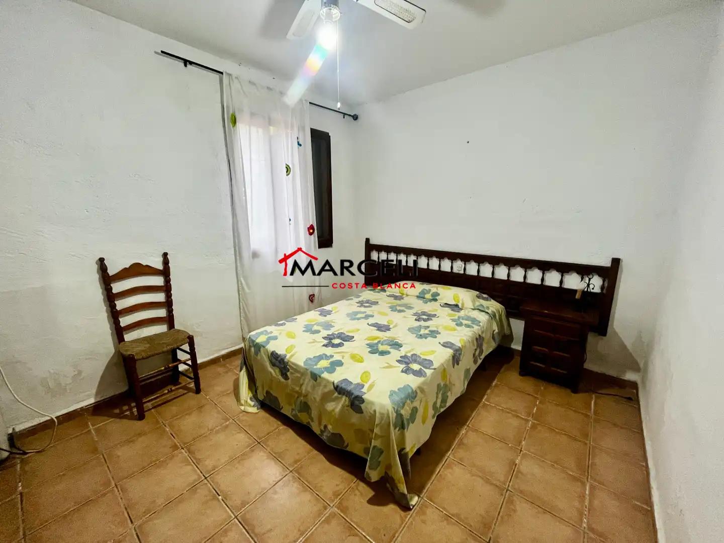 Dormitori de Casa o xalet en venda en Orihuela amb Jardí privat, Terrassa i Moblat