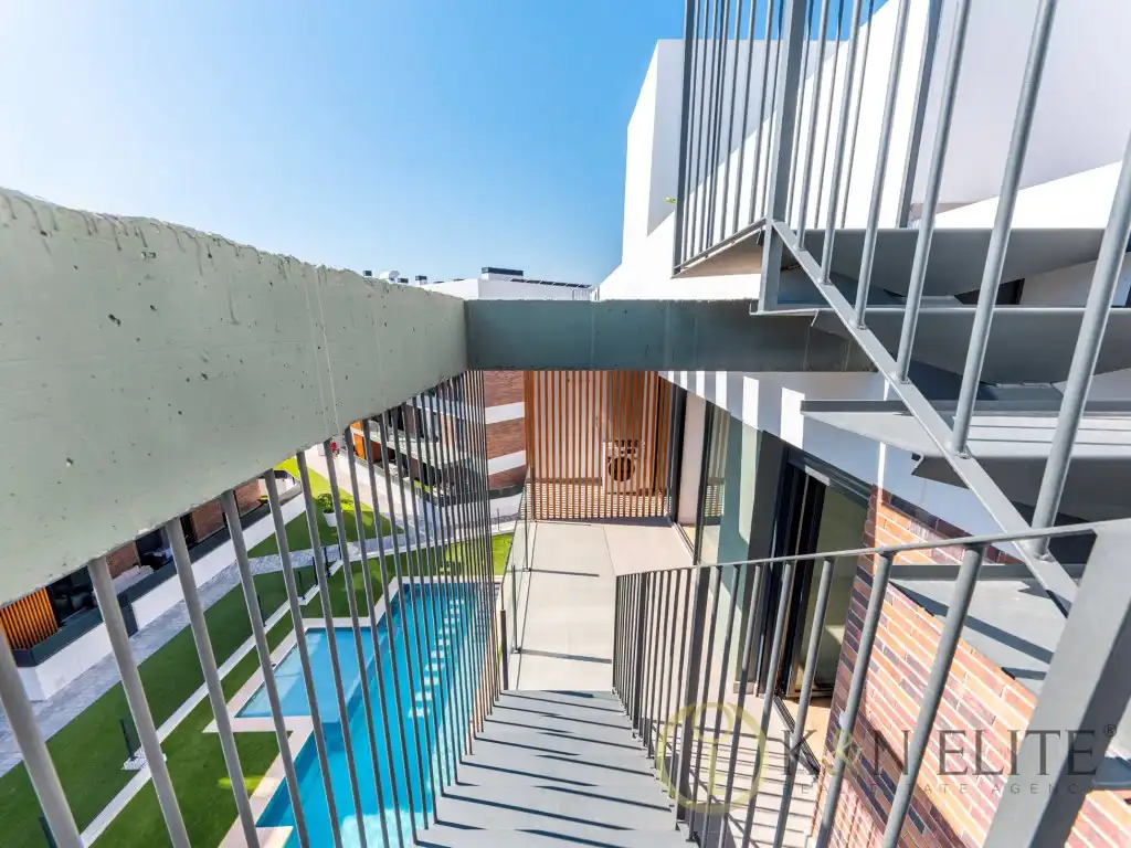 Terrassa de Àtic de lloguer en Bellavista - Capiscol - Frank Espinós  