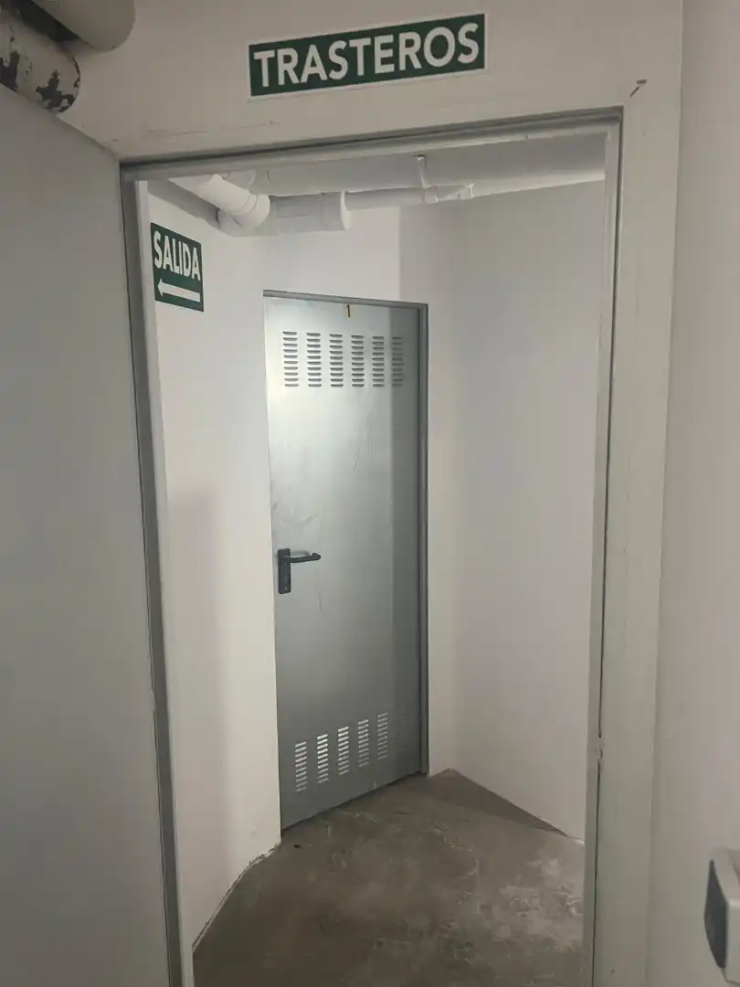 Wohnung zum Verkauf in Valencia de Don Juan mit Klimaanlage, Heizung und Abstellraum