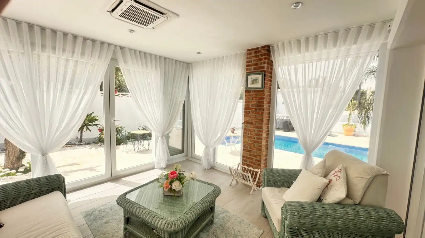 Detached house with pool for sale in El Montgó, imagen 6