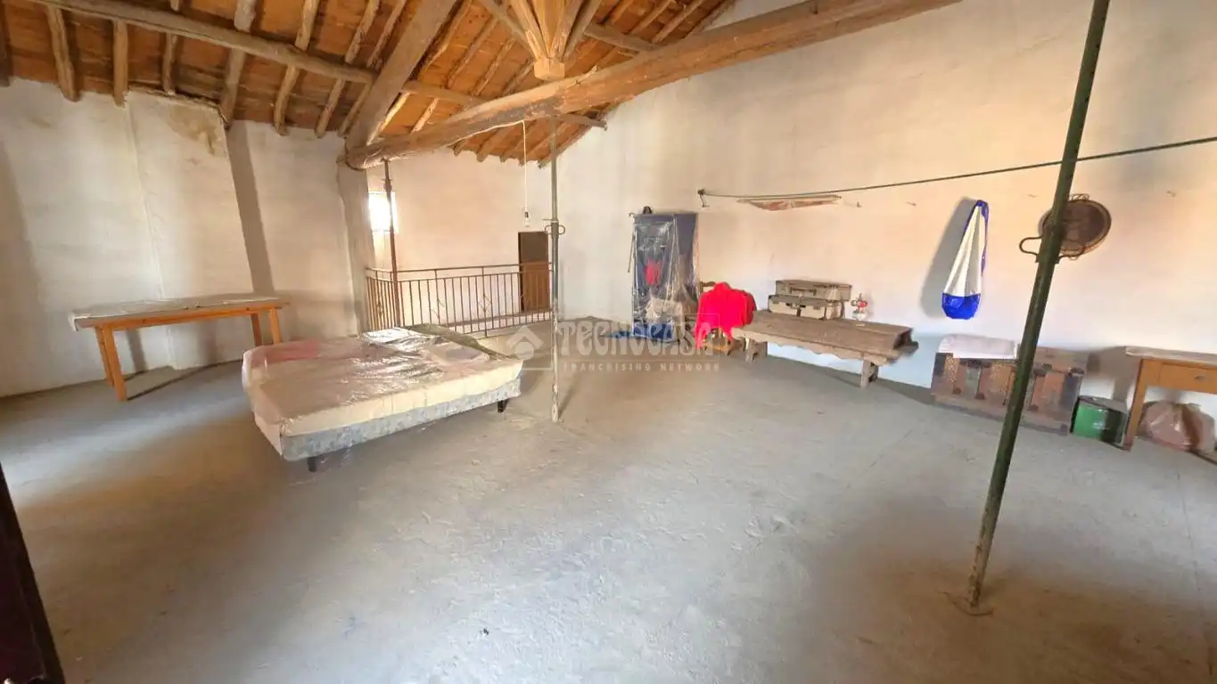 Country homes for sale in La Nava de Ricomalillo  with Air Conditioner and Private garden