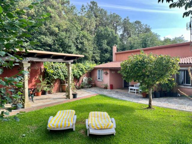 Casa-chalet en Alquiler en Brión