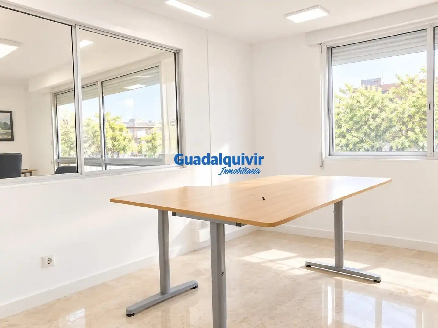 Büro zur Miete in Sur