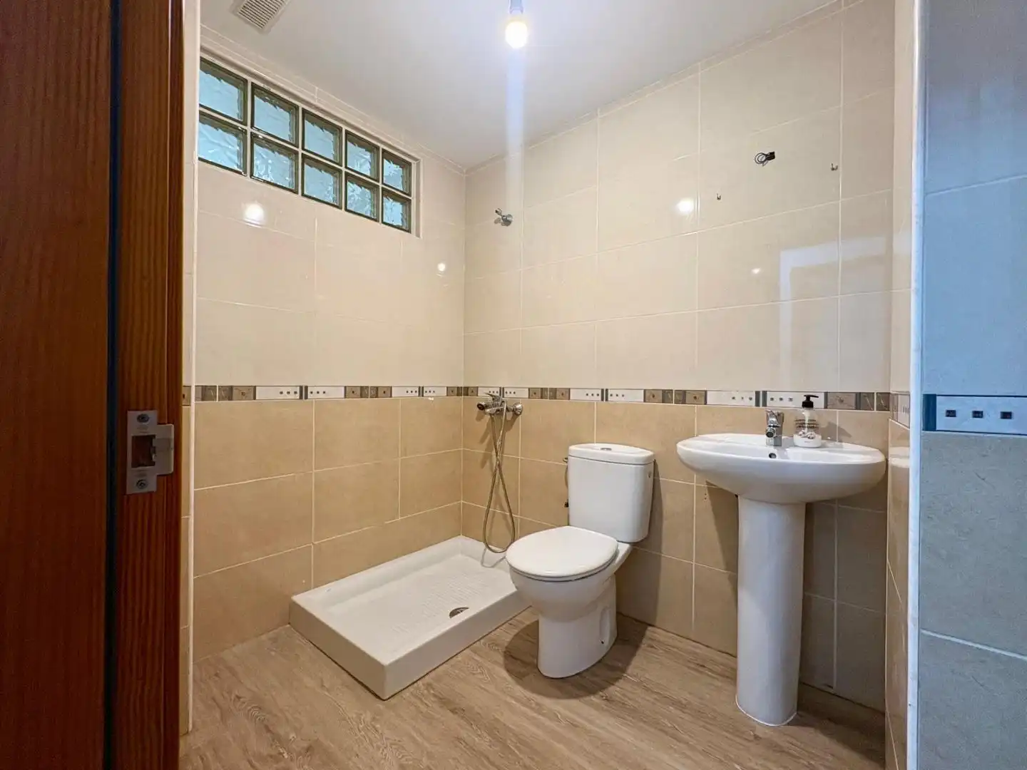 Bathroom of Flat for sale in Telde