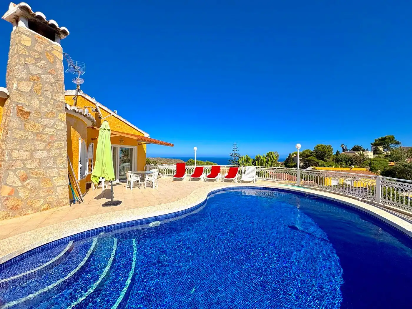 Xalet amb piscina en venda a Cumbre del Sol
