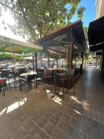 Local comercial en Alquiler en Calle del Monestir de Poblet en Barrio de Benicalap