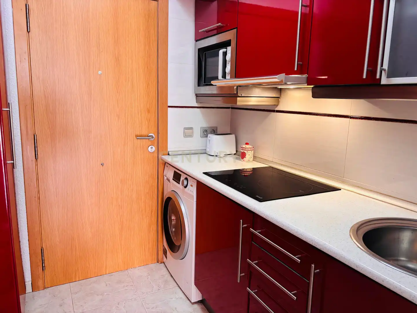 Cocina de Apartamento de alquiler en Calpe / Calp con Aire acondicionado, Lavadora y Microondas