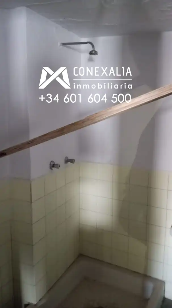 Bathroom of Houses for sale in Olvera  with Balcony