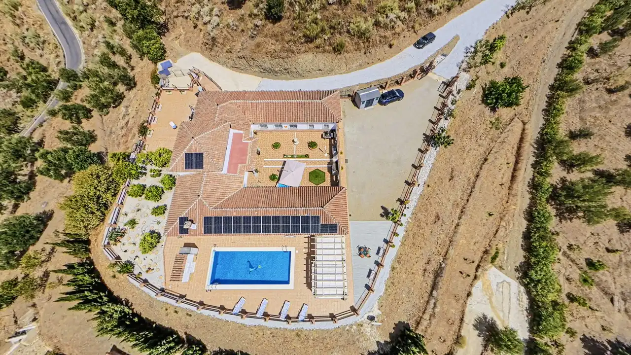 Casa con piscina en venta en Canillas de Aceituno, imagen 6