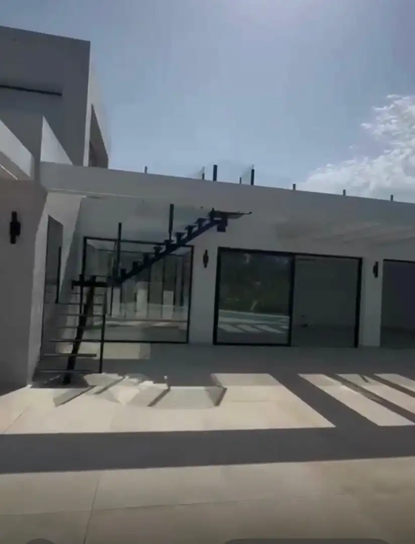 Vista exterior de Casa o chalet en venta en Mijas con Aire acondicionado, Calefacción y Jardín privado