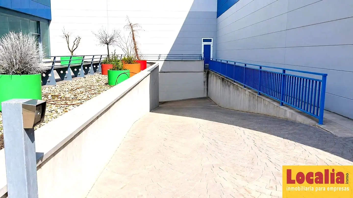 Vista exterior de Oficina en venda en Zaragoza