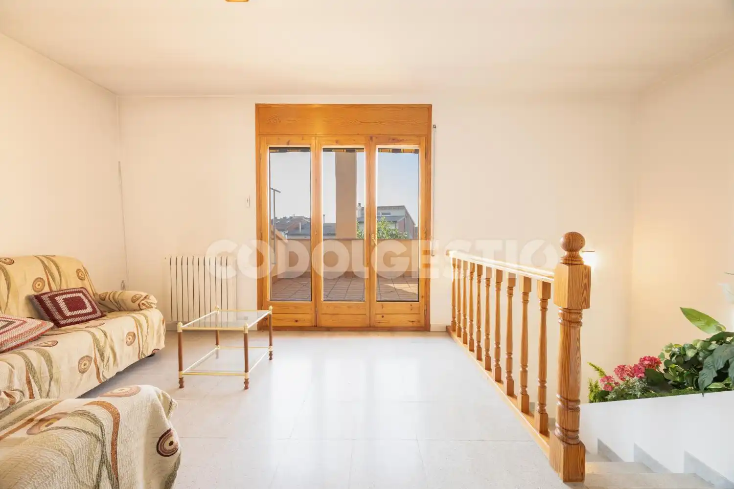 Sala d'estar de Casa o xalet en venda en Torelló amb Terrassa i Balcó