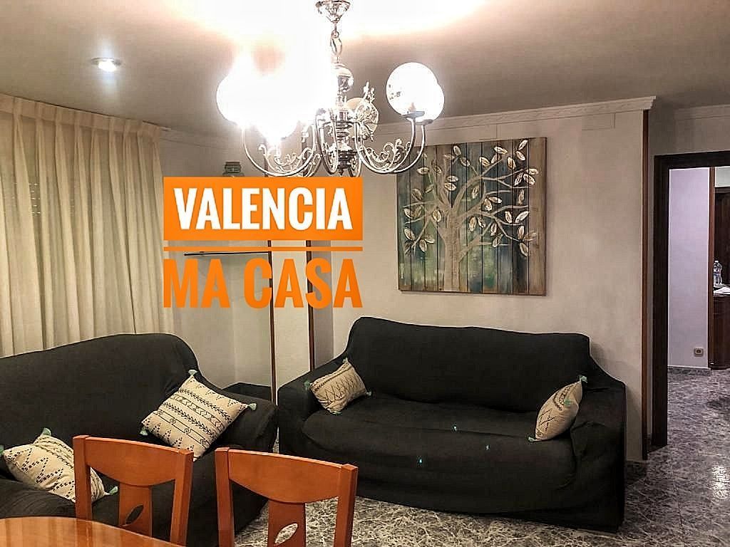 Sala d'estar de Pis de lloguer en  Valencia Capital amb Aire condicionat, Calefacció i Moblat