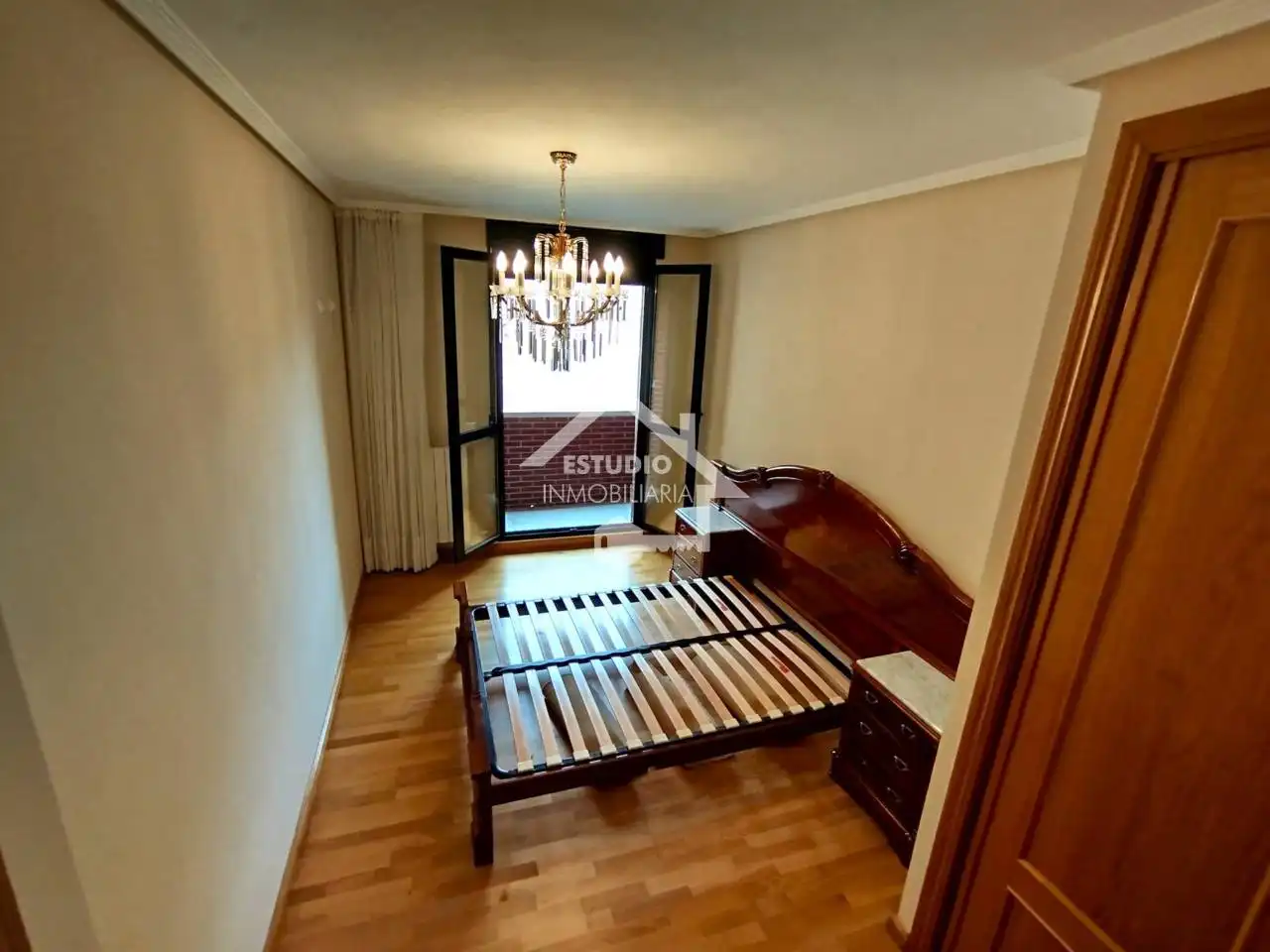 Schlafzimmer von Wohnung zum Verkauf in Oyón-Oion mit Heizung, Abstellraum und Balkon