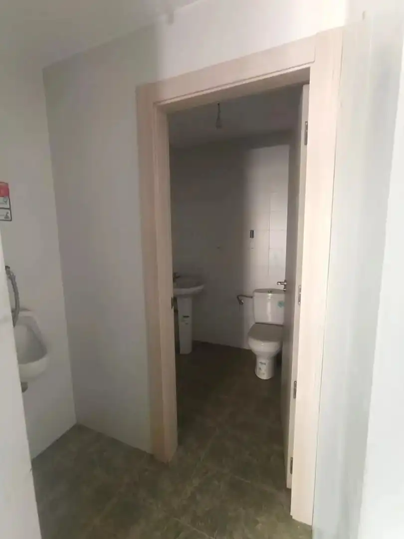 Gewerbefläche zum Verkauf in Loja, imagen 13