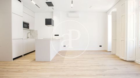 Foto 2 de Piso de alquiler en C/ del Doctor Serrano, Russafa, Valencia Capital