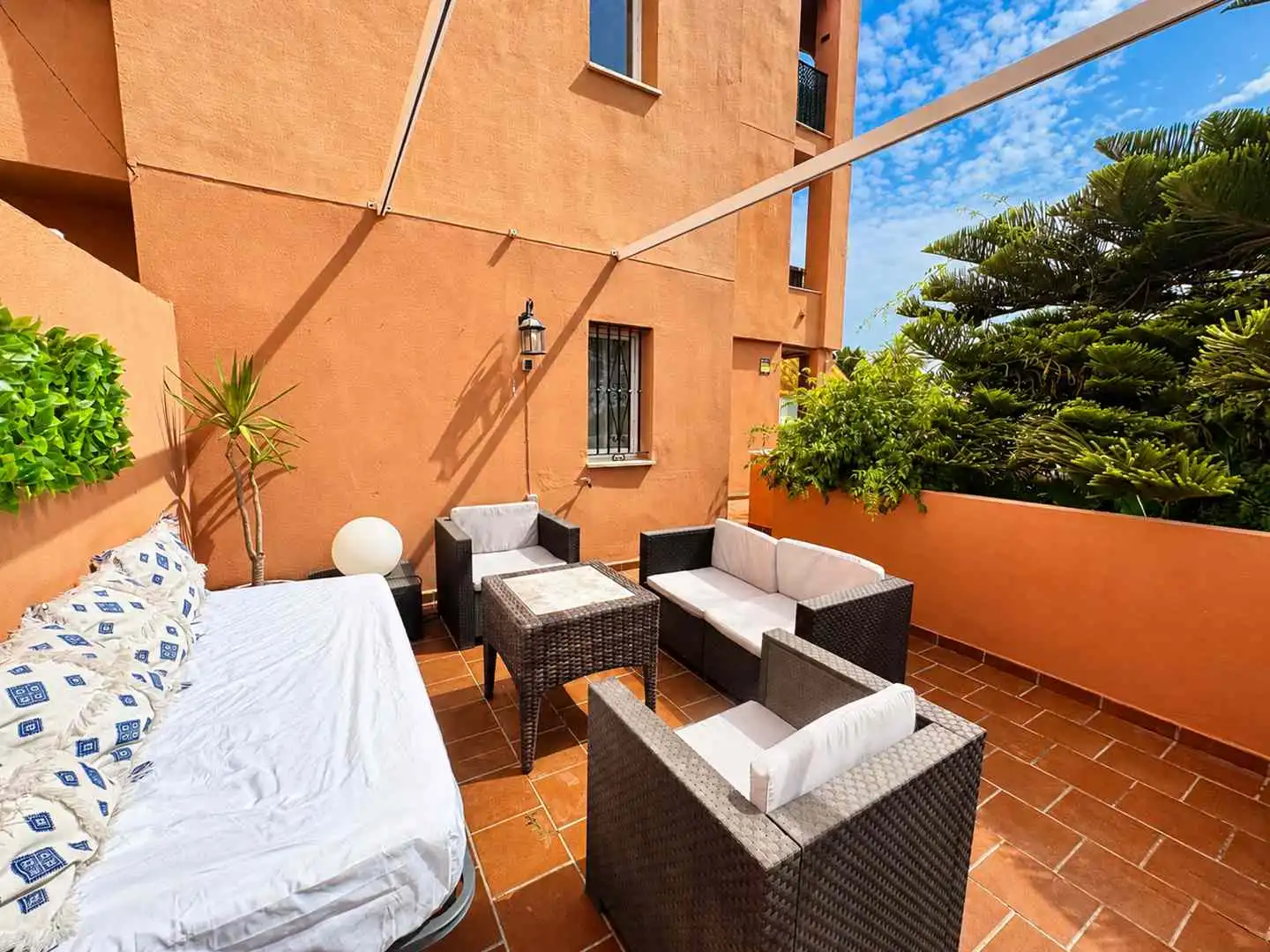 Terraza de Planta baja en venta en Manilva con Jardín privado, Terraza y Trastero