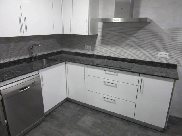 Piso en Venta en Portugal en Barrios Bajos - La Horta