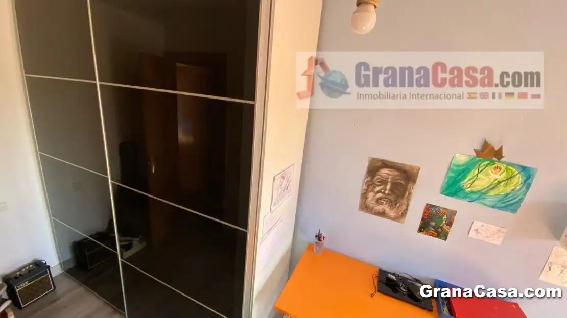 Flat for rent in Granada  with Air Conditioner, Heating and Terrace