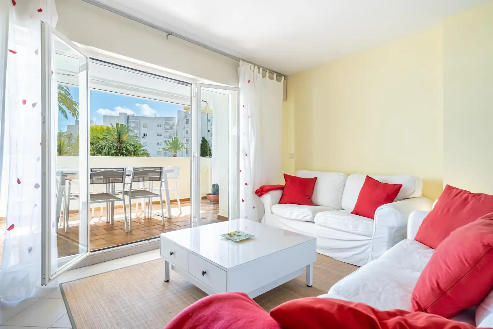 Apartment with pool to rent in Montañar - El Arenal, imagen 6