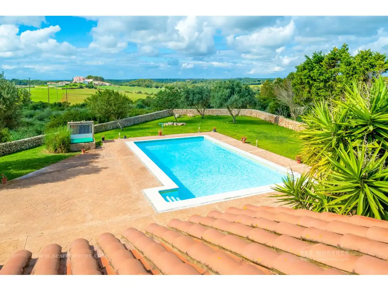 Piscina de Finca rústica en venta en Ferreries con Aire acondicionado, Jardín privado y Terraza