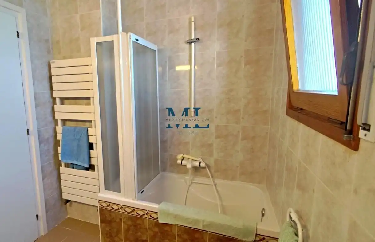 Bathroom of Houses for sale in Altafulla  with Alarm