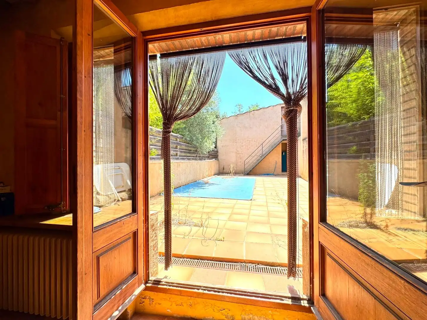 Schwimmbecken von Haus oder Chalet zum Verkauf in Ullastret mit Klimaanlage, Heizung und Privatgarten