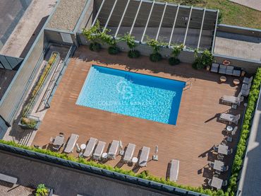 Àtic amb piscina en venda a Montgat