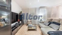 Living room of Flat for sale in  Madrid Capital  with Terrace