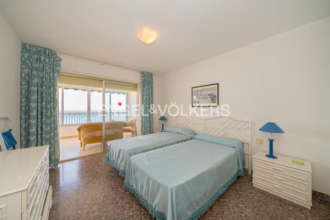 Bedroom of Apartments for sale in Benidorm  with Terrace and Community pool