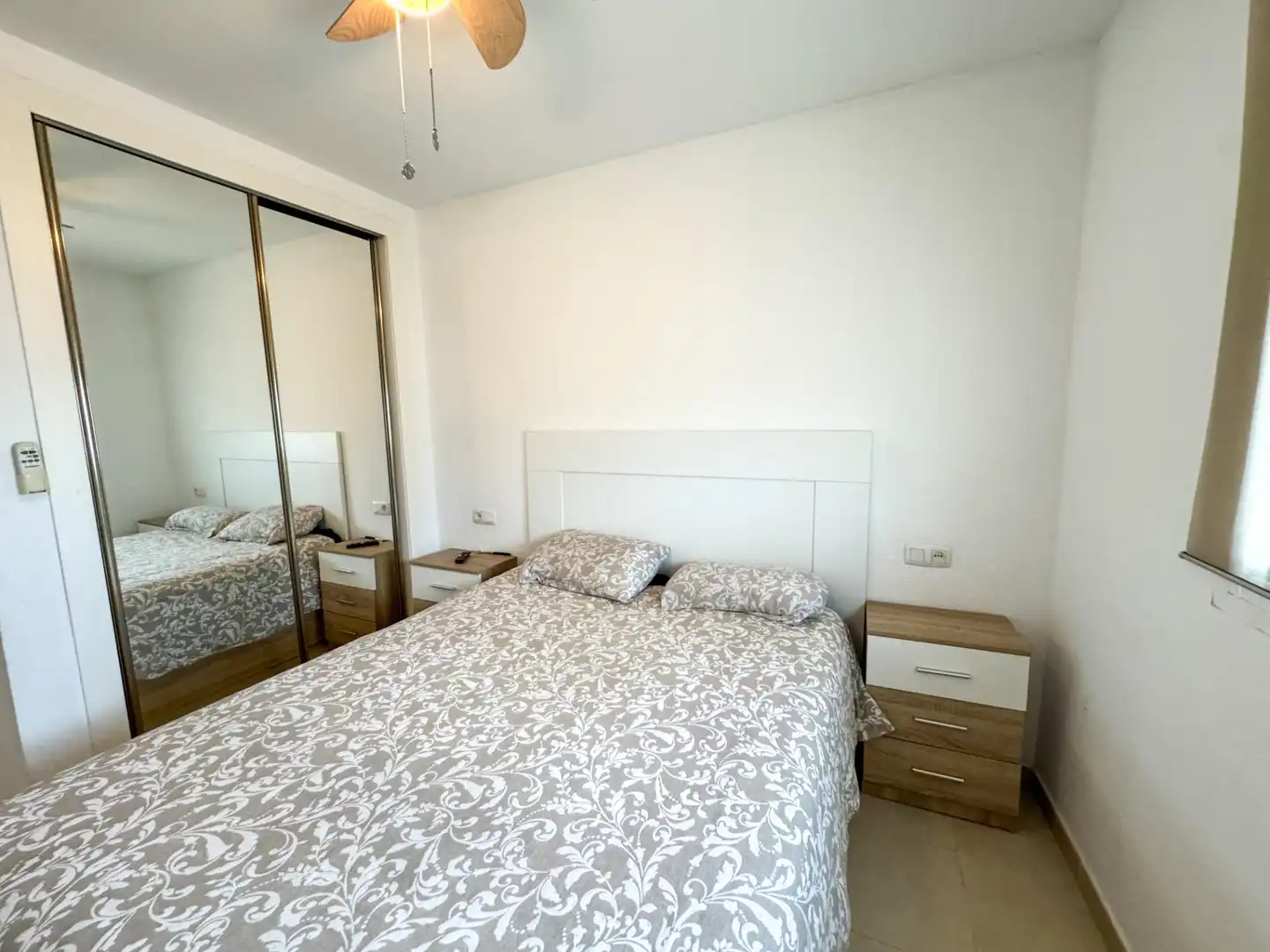 Bedroom of Flat for sale in Torremolinos  with Air Conditioner