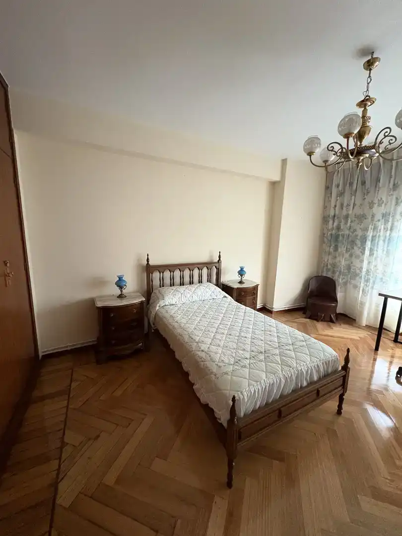 Bedroom of Flat for rent in Pontevedra Capital 