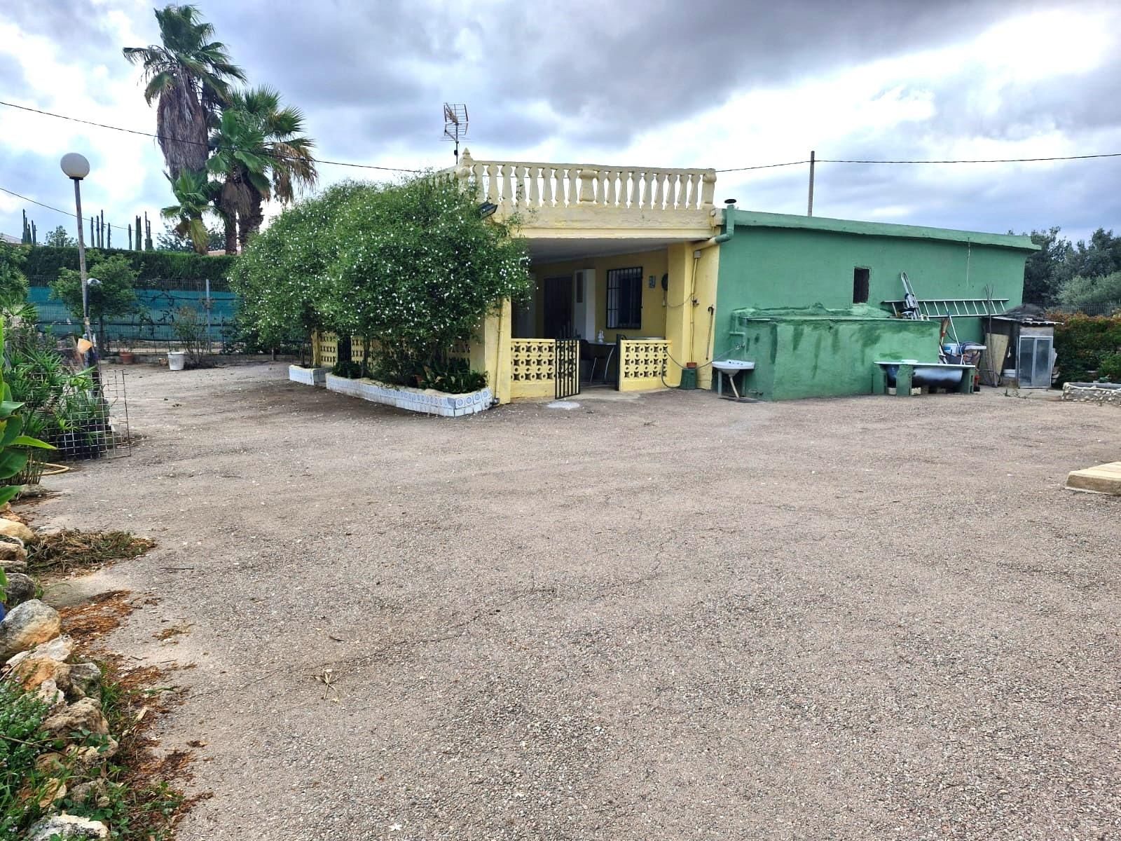 Vista exterior de Finca rústica en venda en Cheste amb Terrassa, Traster i Piscina