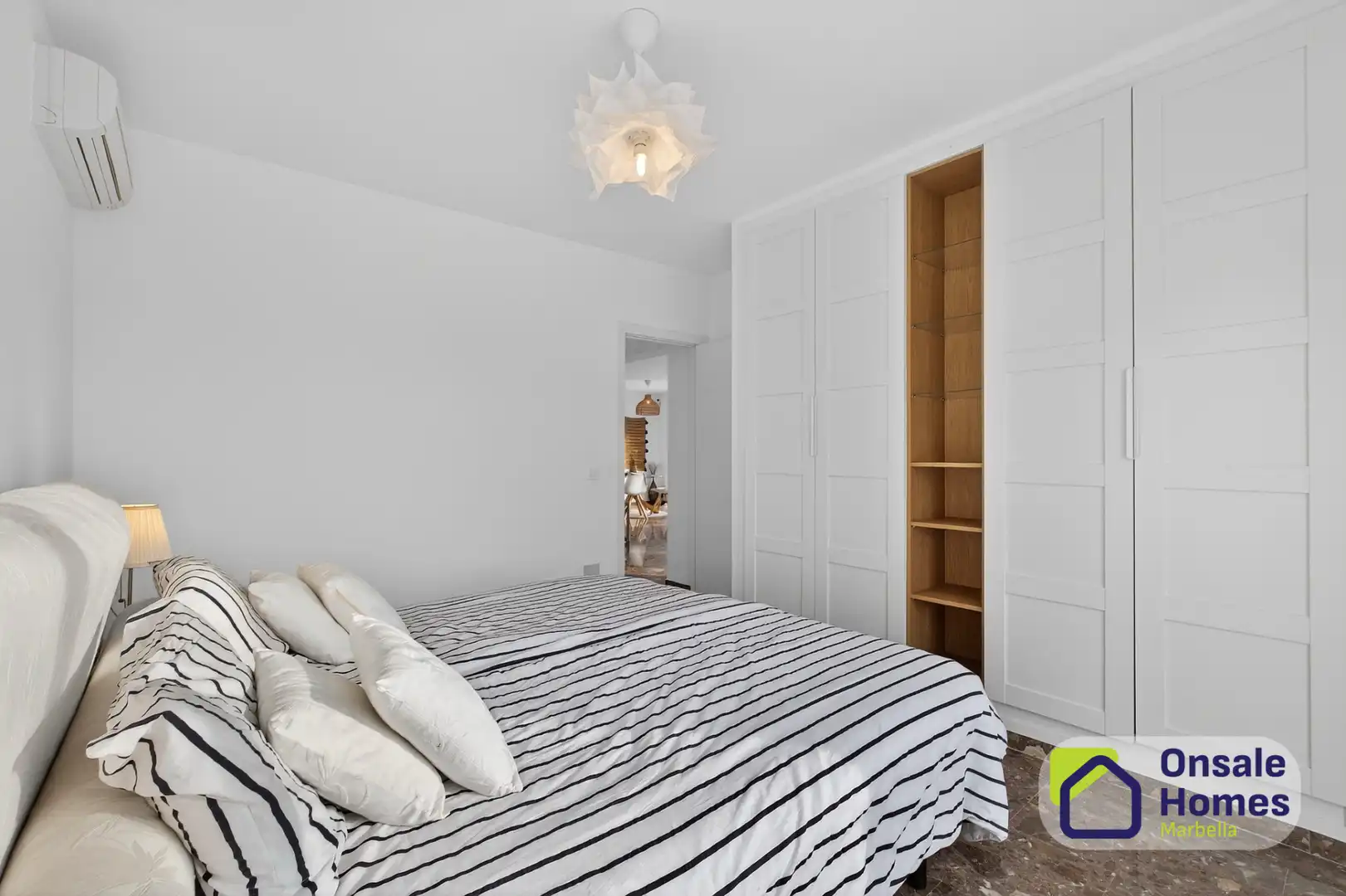 Bedroom of Houses for sale in Marbella  with Air Conditioner, Private garden and Terrace